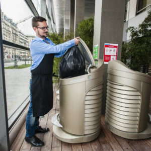 ORDURES MÉNAGÈRES/ DÉCHETS