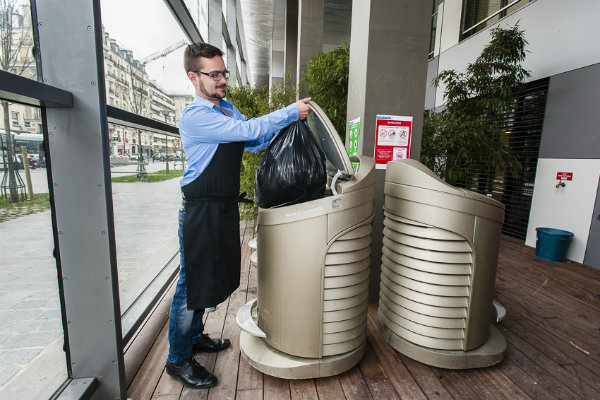 ORDURES MÉNAGÈRES/ DÉCHETS